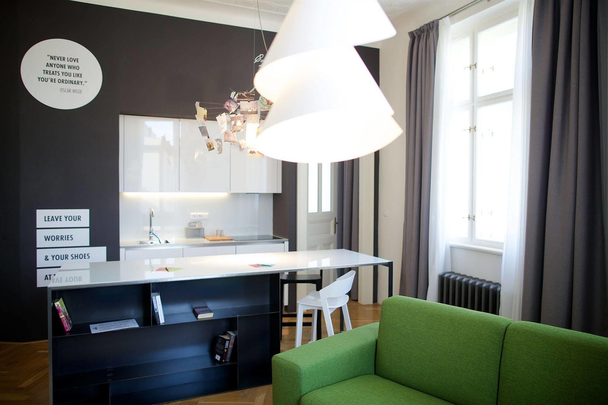 Mooo Downtown Aparthotel Prague Luaran gambar