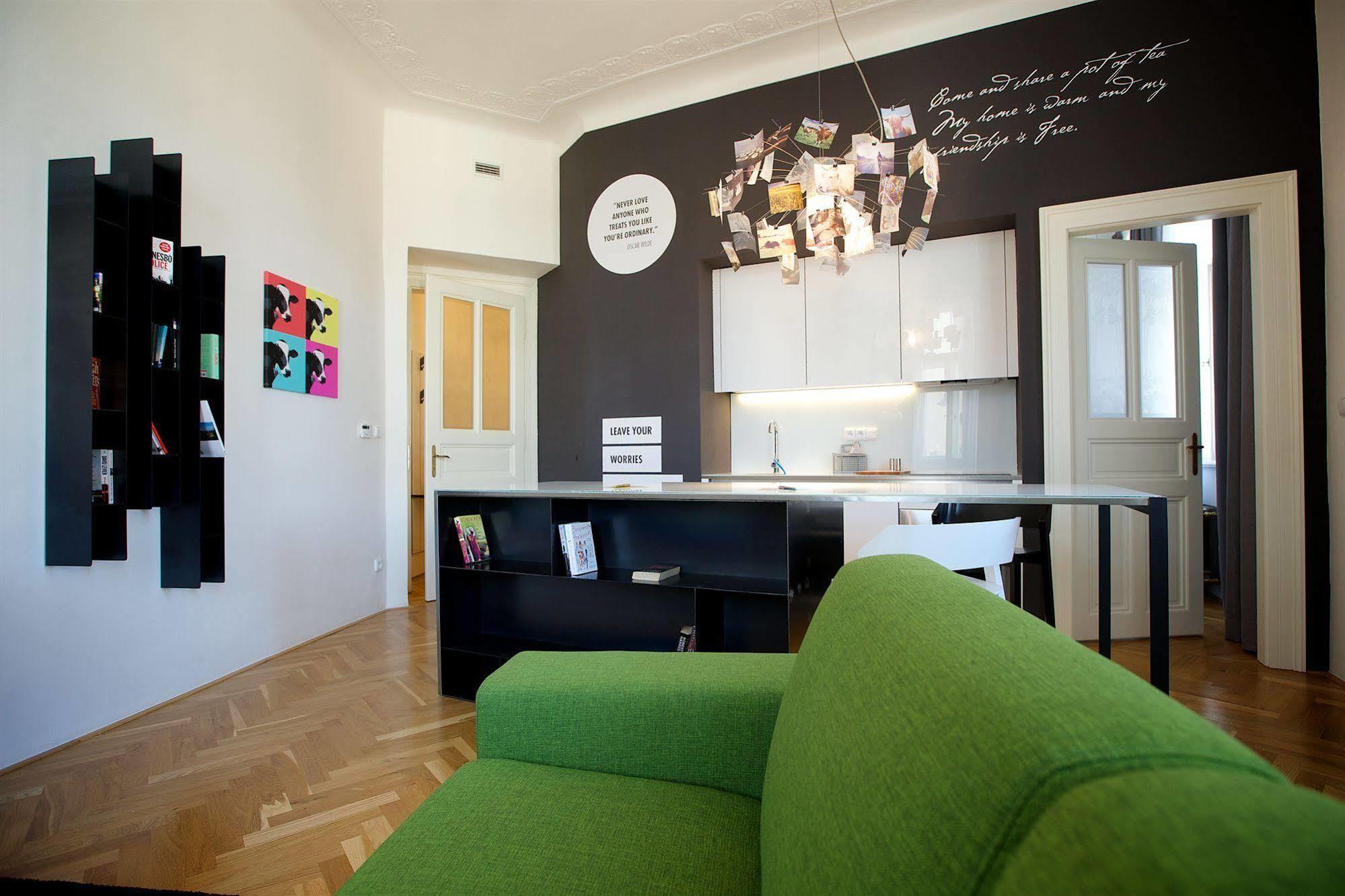 Mooo Downtown Aparthotel Prague Luaran gambar